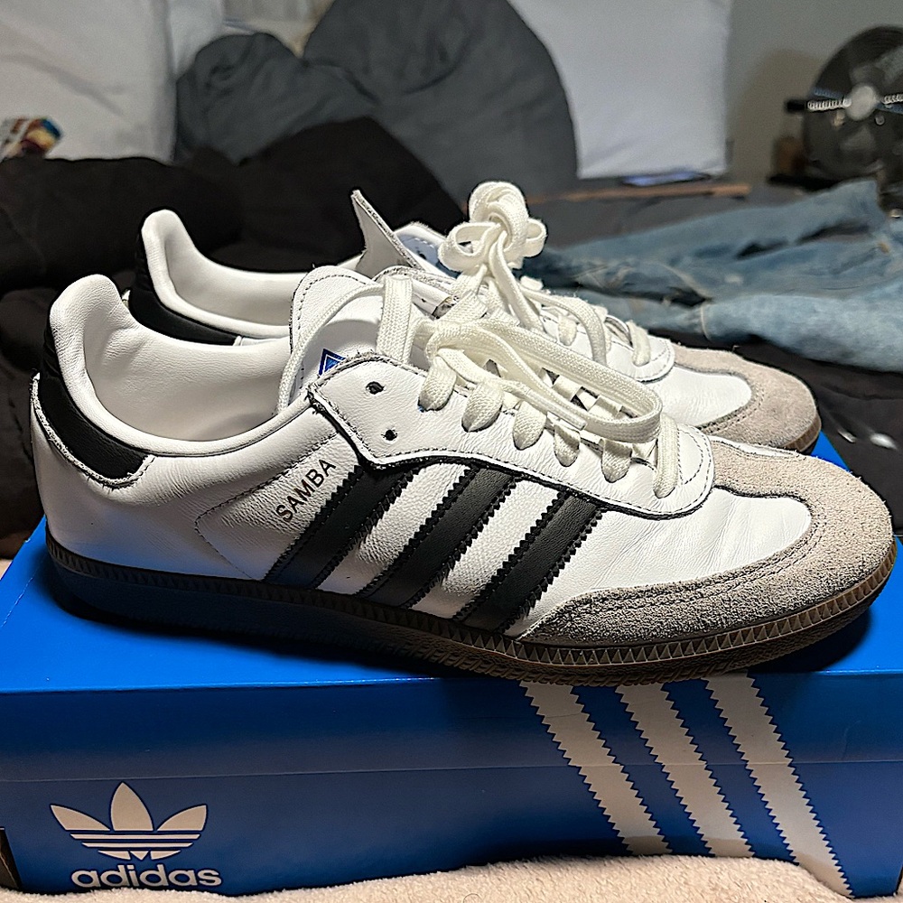 Adidas Sambas